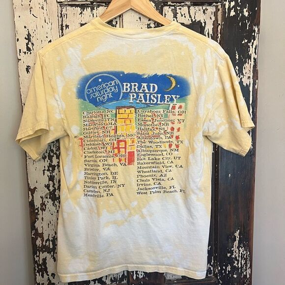 Customized distressed Brad Paisley American Saturday Night Tour T-shirt. Size M - Picture 2 of 6